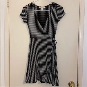 *MOVING SALE* Forever 21 faux wrap dress